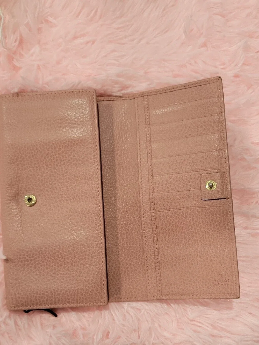 Gucci Leather Long Wallet in Dusty Rose